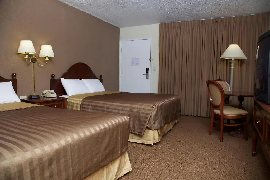 Travelodge By Wyndham Las Vegas Center Strip Motel