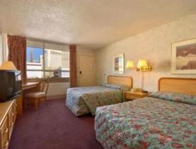 Travelodge By Wyndham Las Vegas Center Strip 2*,